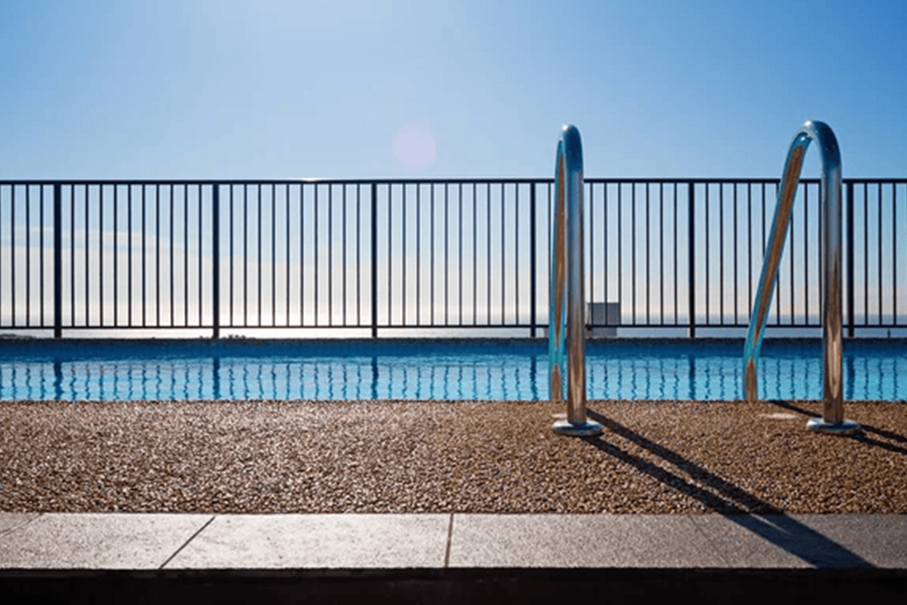 Why North Chesterfield Homeowners Choose Aluminum Pool Fence Installation