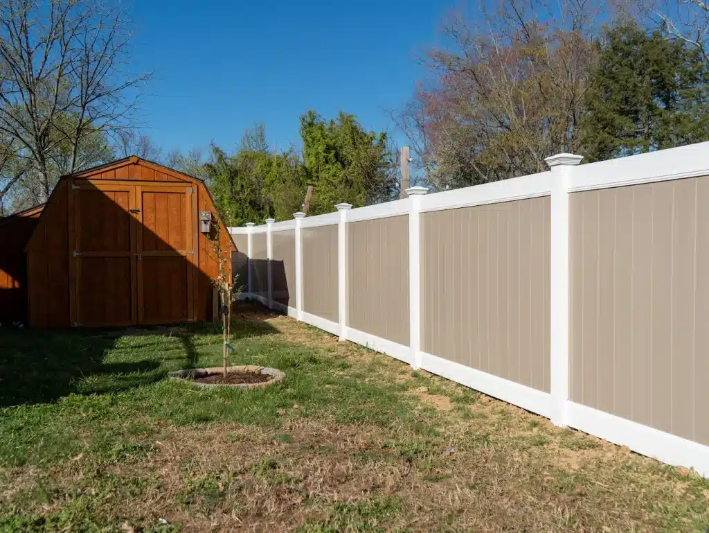 Striking 3 Tone Vinyl Fence in Fredericksburg