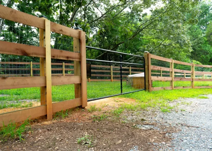 4 board paddock goochland